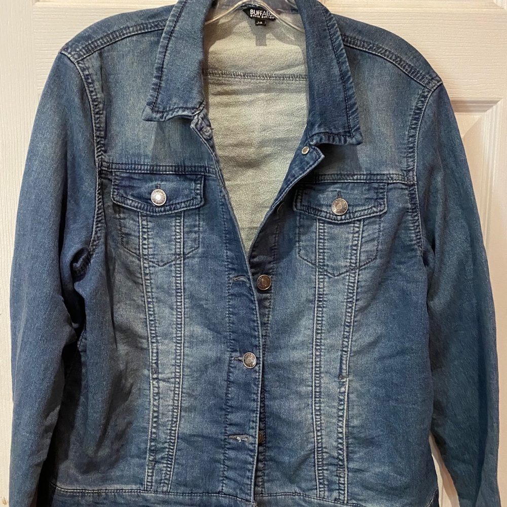 Women’s Denim Jacket